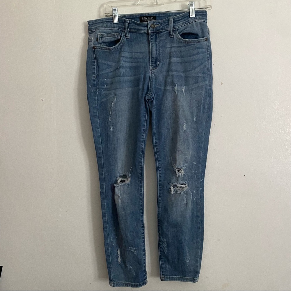 Judy Blue Jeans Women’s Size 13/31 Blue Distressed‎ Jeans Medium Wash